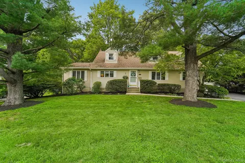 398 Blauvelt Rd, Orangetown, NY 10913