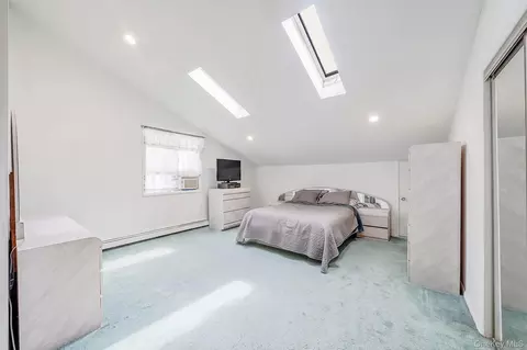 Bedroom - 35 E 6th St, Patchogue, NY 11772 photo 1 of 5
