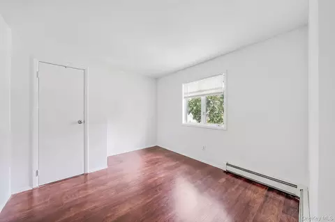 Bedroom - 35 E 6th St, Patchogue, NY 11772 photo 4 of 5