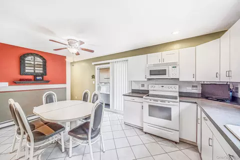 Kitchen - 35 E 6th St, Patchogue, NY 11772 photo 3 of 3