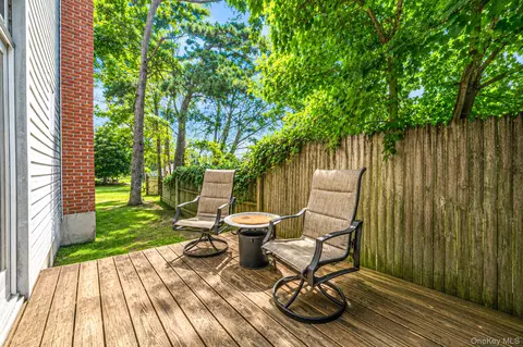 Exterior - 35 E 6th St, Patchogue, NY 11772 photo 7 of 7
