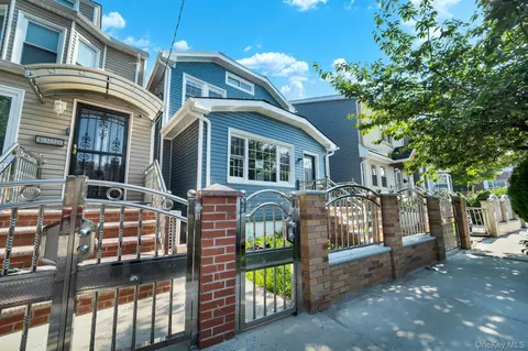 3004 Lasalle Ave, New York, NY 10461