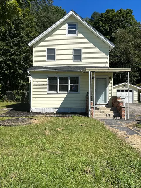 94 Fire House Rd, Mamakating, NY 12790