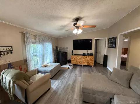 Living - 39 Depew Park, Wallkill, NY 12589 photo 1 of 1