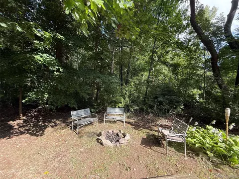 Exterior - 39 Depew Park, Wallkill, NY 12589 photo 5 of 7