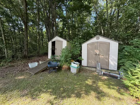 Exterior - 39 Depew Park, Wallkill, NY 12589 photo 6 of 7