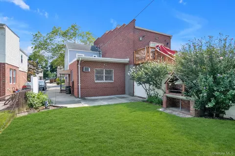 Exterior - 13835 64th Ave, Flushing, NY 11367 photo 2 of 4