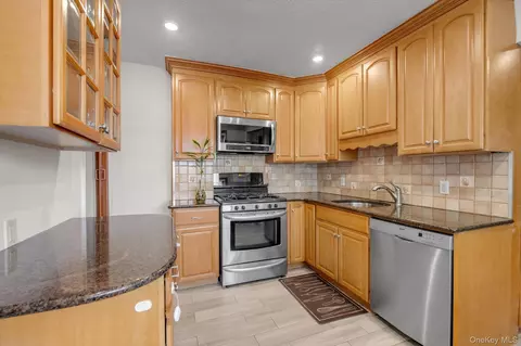 Kitchen - 13835 64th Ave, Flushing, NY 11367 photo 2 of 2