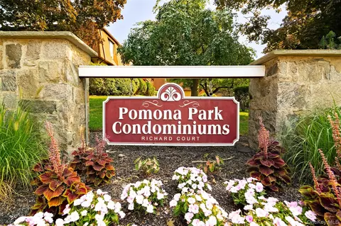 24 Richard Ct, Pomona, NY 10970