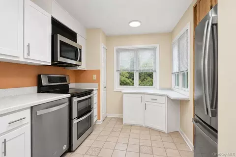 Kitchen - 137 Fields Ln, Peekskill, NY 10566 photo 1 of 3