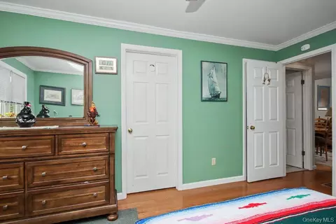 Bedroom - 137 Fields Ln, Peekskill, NY 10566 photo 3 of 6