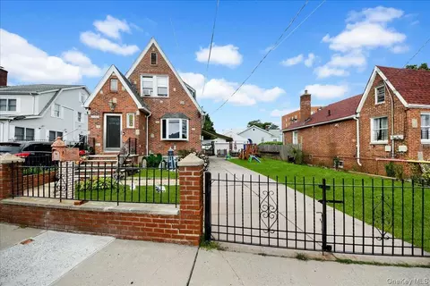 3161 Wissman Ave, New York, NY 10465