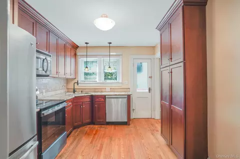 Other - 170 Hooker Ave, Poughkeepsie, NY 12603 photo 4 of 5