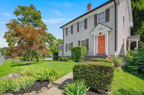 Exterior - 170 Hooker Ave, Poughkeepsie, NY 12603 photo 2 of 6