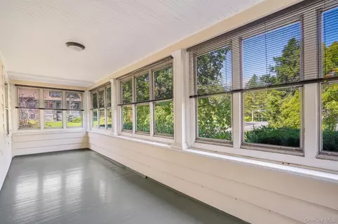Exterior - 170 Hooker Ave, Poughkeepsie, NY 12603 photo 3 of 6