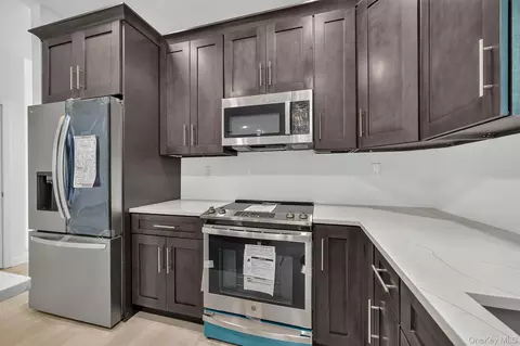 Kitchen - 1 Hulse St, Wallkill, NY 10940 photo 3 of 4