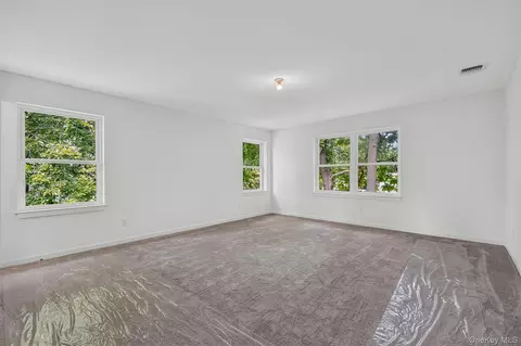 Bedroom - 1 Hulse St, Wallkill, NY 10940 photo 2 of 12
