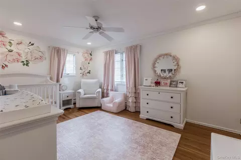 Bedroom - 37 Bethany Dr, Commack, NY 11725 photo 3 of 4