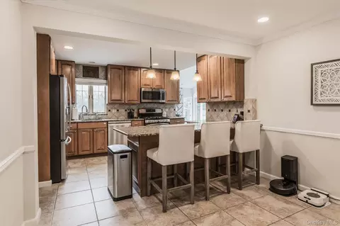 Kitchen - 37 Bethany Dr, Commack, NY 11725 photo 2 of 3