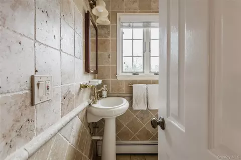 Bath - 37 Bethany Dr, Commack, NY 11725 photo 1 of 2