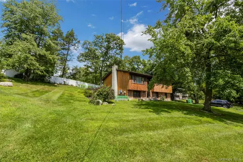 Exterior - 74 Heaton Rd, Monroe, NY 10950 photo 2 of 4