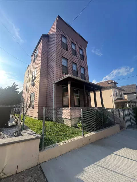 63 Crescent Pl, Yonkers, NY 10704