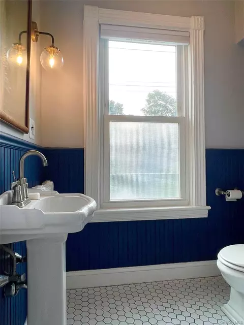 Bath - 304 Union Ave, Peekskill, NY 10566 photo 4 of 4