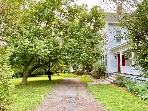 Exterior - 304 Union Ave, Peekskill, NY 10566 photo 5 of 6