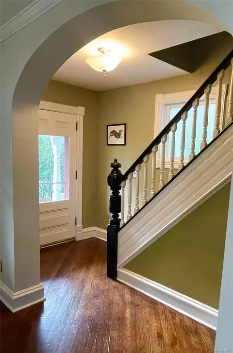 Entry Way - 304 Union Ave, Peekskill, NY 10566 photo 1 of 2