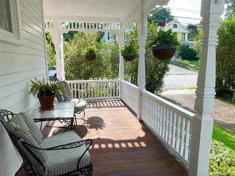 Exterior - 304 Union Ave, Peekskill, NY 10566 photo 3 of 6