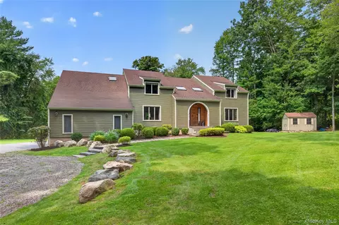 50 Sabbath Day Hill Rd, Lewisboro, NY 10590