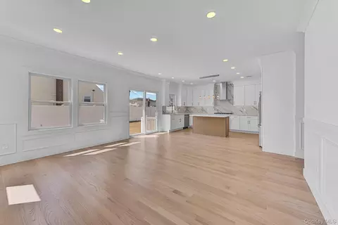 Living - 21 Cypress Ave, Bethpage, NY 11714 photo 4 of 4