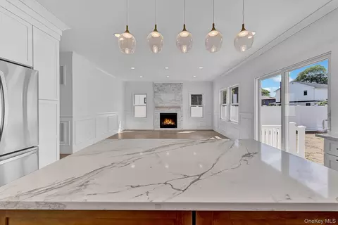 Living - 21 Cypress Ave, Bethpage, NY 11714 photo 2 of 4