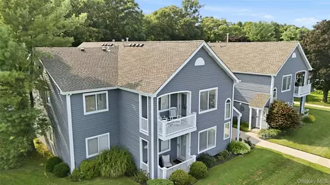 874 Birchwood Park Dr, Middle Island, NY 11953