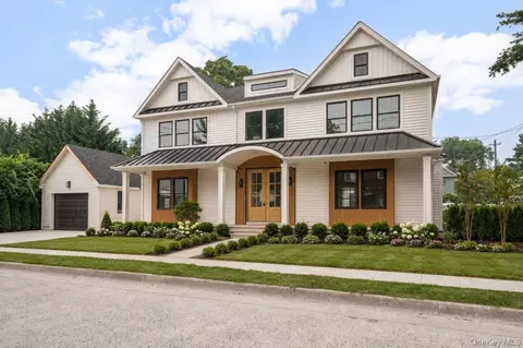 26 Belleview Ave, North Hempstead, NY 11050