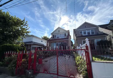1376 Dickens St, Far Rockaway, NY 11691