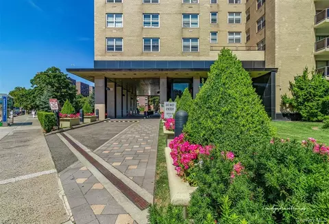 110-11 Queens Blvd #29G, New York, NY 11375