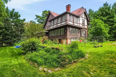 Exterior - 83 Hooker Ave, Poughkeepsie, NY 12601 photo 9 of 9
