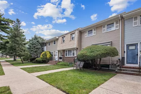 Exterior - 18 Alan Rd, Ramapo, NY 10977 photo 6 of 7