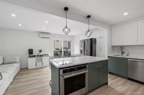 Kitchen - 18 Alan Rd, Ramapo, NY 10977 photo 3 of 6