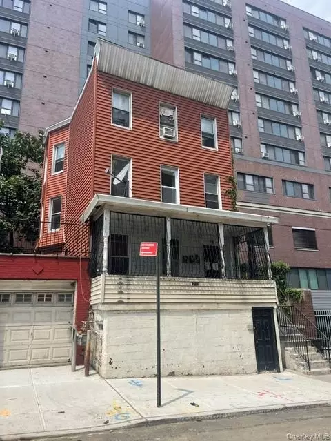 1897 Longfellow Ave, New York, NY 10460