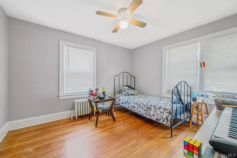 Bedroom - 41 Prospect Pl, Riverhead, NY 11901 photo 8 of 9