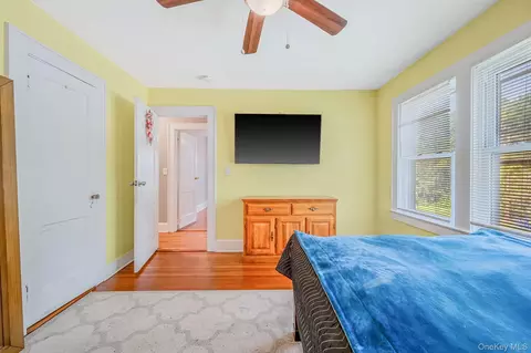 Bedroom - 41 Prospect Pl, Riverhead, NY 11901 photo 7 of 9