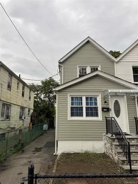 117-21 201st Pl, New York, NY 11412
