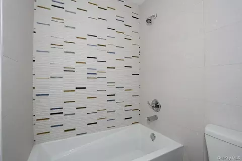 Bath - 38 Singer Ave, Ramapo, NY 10977 photo 1 of 5