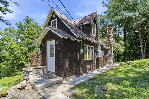27 Rumsey Rd, Greenwood Lake, NY 10925