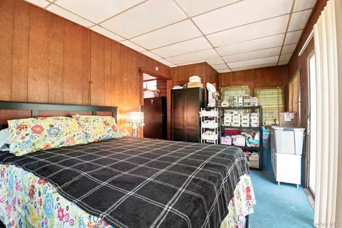 Bedroom - 9 Kinderhook Dr, Poughkeepsie, NY 12603 photo 3 of 11