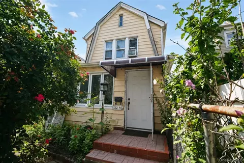 18246 90th Ave, New York, NY 11423