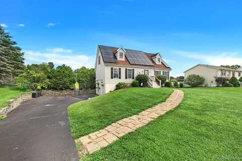 31 Mt Hope Ave, Mount Hope, NY 10963