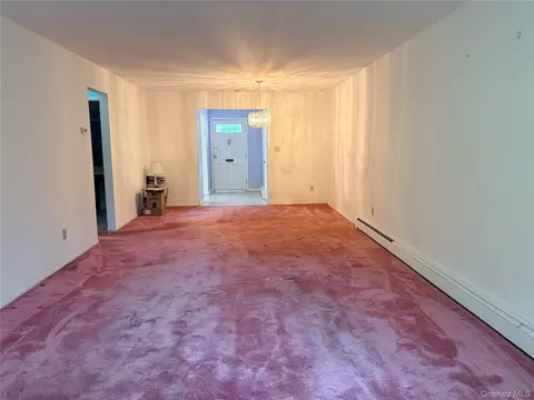 Living - 1840 Crompond Rd #3B4, Peekskill, NY 10566 photo 3 of 3